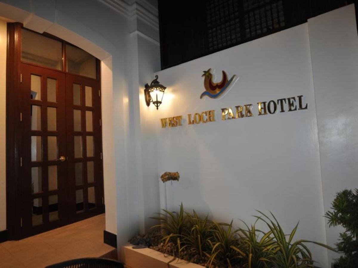 West Loch Park Hotel Vigan Exterior photo